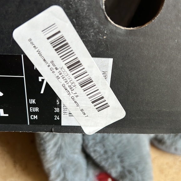 New❤️Sorel Slippers - Picture 4 of 4